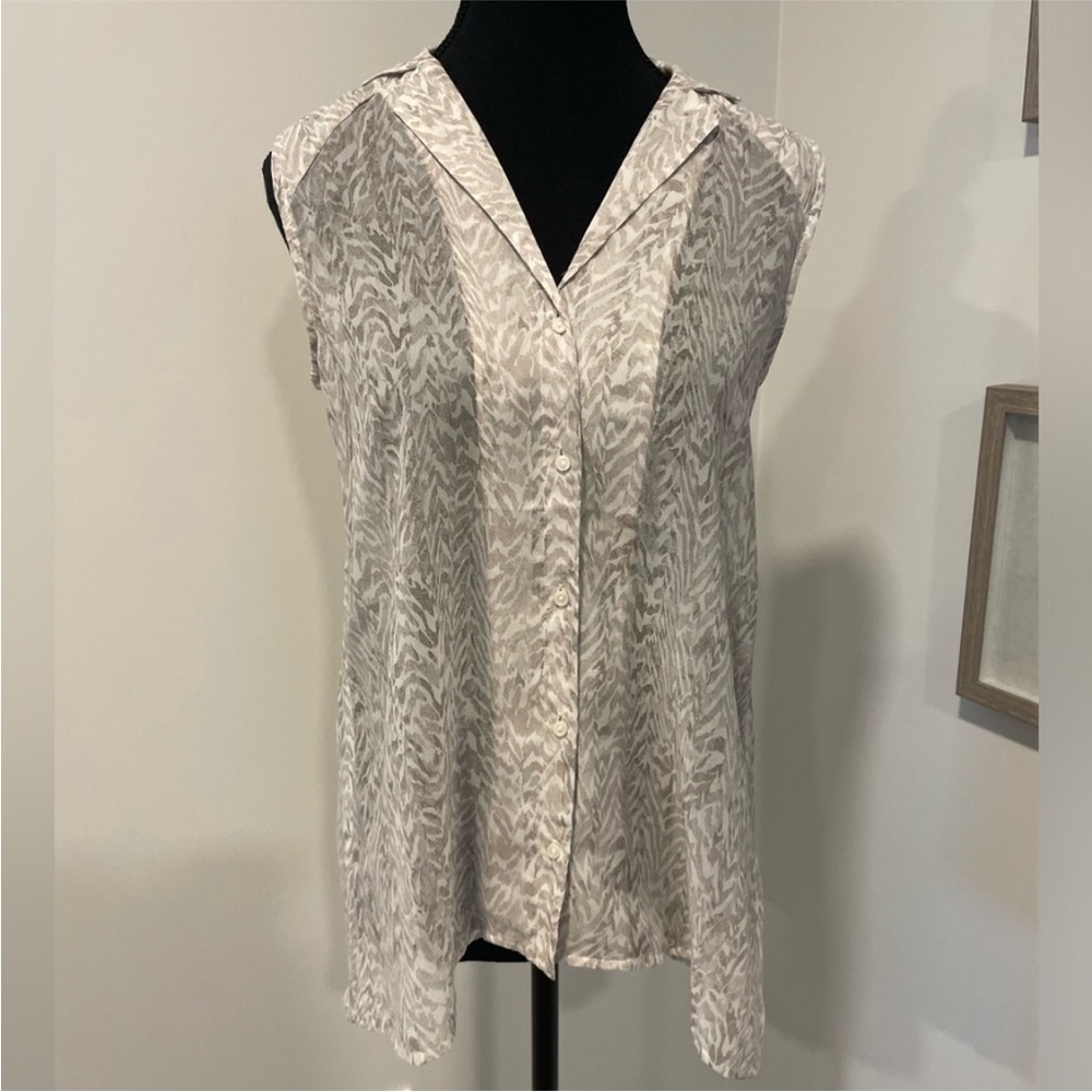 H&M White & Tan Sheer Button-Up Abstract Pattern Collared Blouse EUC - Picture 1 of 11